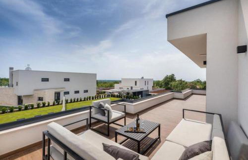 Villa Ana Škicini for 10 people with heated pool, kids activities and sea view near Novigrad - Foto 9