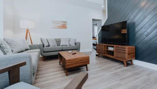 Luxe 2BR Oasis Patio & Laundry Soulard - Foto 2