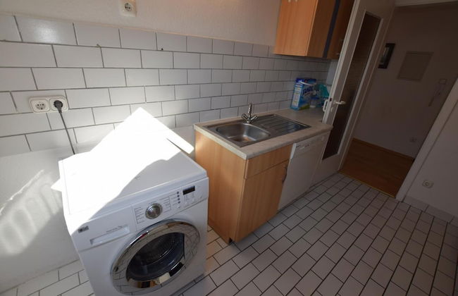 Tolstov-Hotels Generous 3 Room Apartment - Photo 21