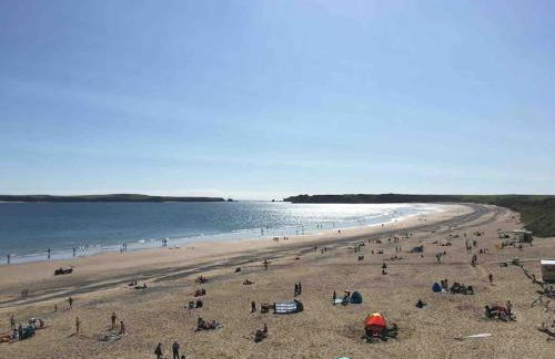 Tenby Heights, 5 en-suites, Parking & Garden - Photo 27