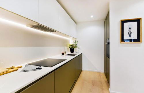 Madison Hill - Clapham South 1 - Two bedroom flat - Photo 9