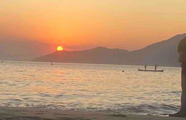 Casa em condomínio fechado em santiago maresias a 100 metros da praia - Foto 45