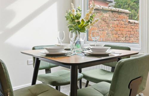 Manchester home, Sleeps 6, Contractor Friendly, Free Parking - Foto 6