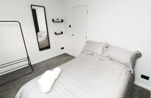 Modern Home in Royston, Free Off-Street Parking, Perfect for Families, Contractors & Work - Foto 7