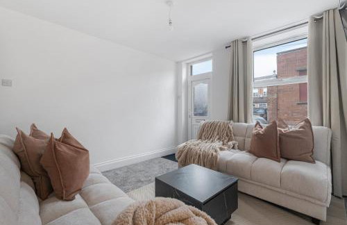 The Cedar - Free Parking, Netflix, Near M1, M69 - Foto 23