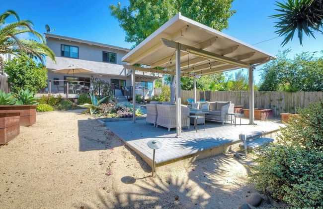 Fresh & Modern 3 BDR Just Blocks From Beach! - Photo 31