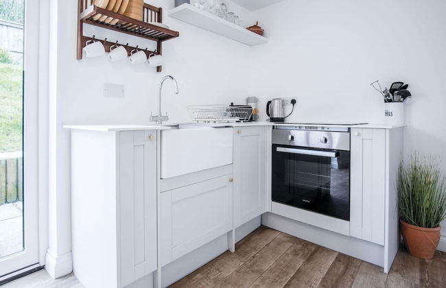 Yellow Cottage - 2 Bedroom Cottage - Dale - Foto 7