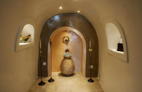 Heliophos Boutique Caves - Photo 100