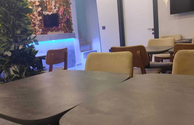 MOONLIGHT - Photo 15