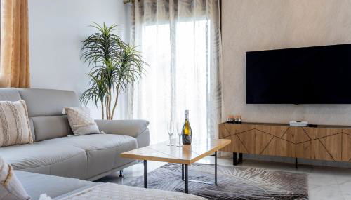 VILLA WITH 4 BEDROOMS AND PRIVATE HEATED POOL - Foto 3