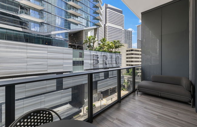 Luxury Suites in Brickell - Photo 33