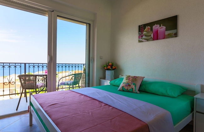 MarBok Apartments with SeaView - Photo 6