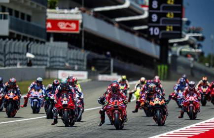 CCIB Forum Deluxe Apartment - Photo 35