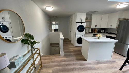 Tacoma 2 bedrooms 1 baths sleep 5 with compact kitchen - Foto 3