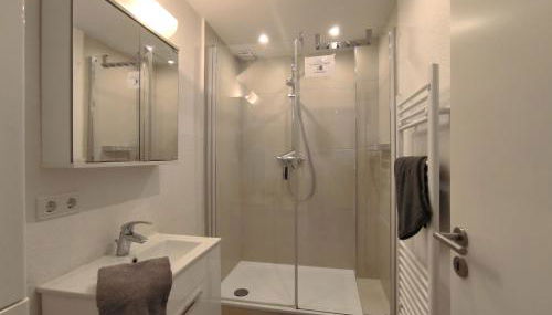 Hilde - gemütliche und moderne FeWo bei der Porzellanbörse - Foto 4, Shower