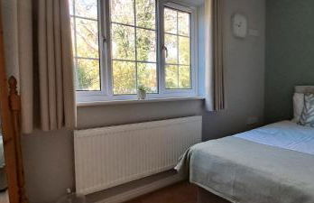Sizeable 4 bed property on Huntingdon Ring road - Foto 20