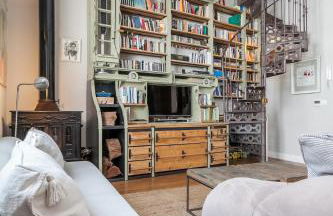 PENTHOUSE IN RESTORED c19TH HOME - Foto 24