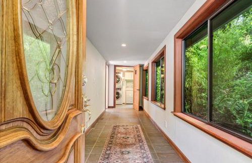 Magic Mountain Manor - Spacious Mountain Retreat - Foto 10