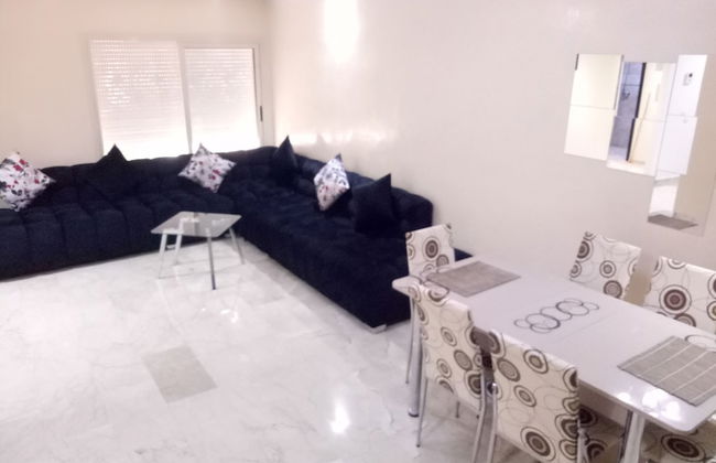 Apartment With Terrace - Photo 13