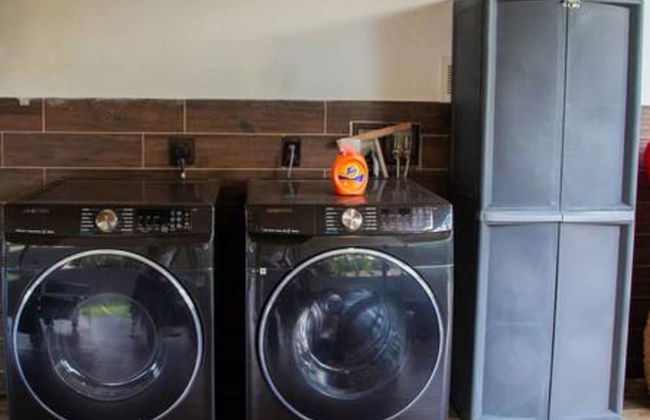 Modern Lux Home 3BR 2BA With Heated Pool - Foto 26