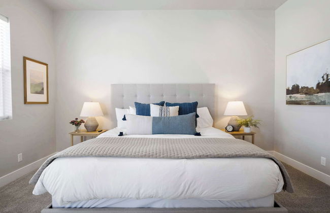 Coral Paradise Community Pool - Photo 5