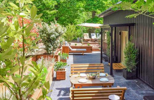 Benchwood House - Photo 5