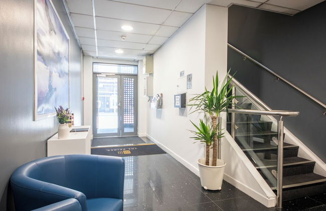 The Spires Serviced Apartments Glasgow - Photo 3