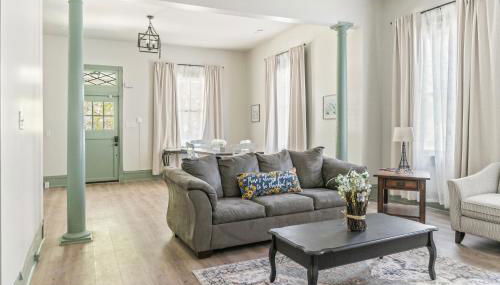 3Bd 2Ba Oasis in Historic Olde Towne - Foto 1