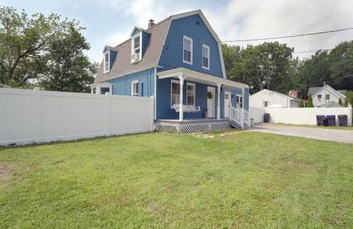 Beautiful Modern Beach House! - Photo 1