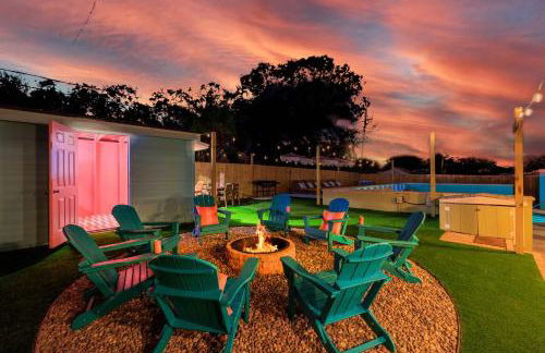 Private Pool 6 MI to Clearwater Beach Fire Pit Game Room - Photo 6