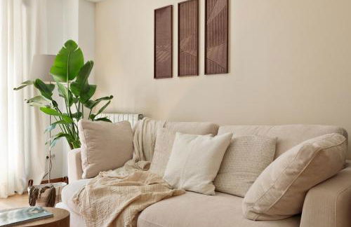 Cerca de la Playa y El Born, con Piscina - Foto 2