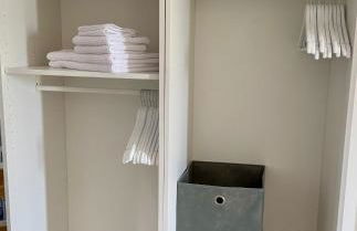 Dachgeschosswohnung Benther Berg, Contactless Check-in, free parking, Vollsaniert und Renoviert 2025 - Foto 14