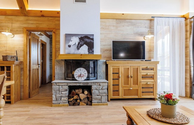 Villa Raphael near Pirin Golf Resort - Photo 22