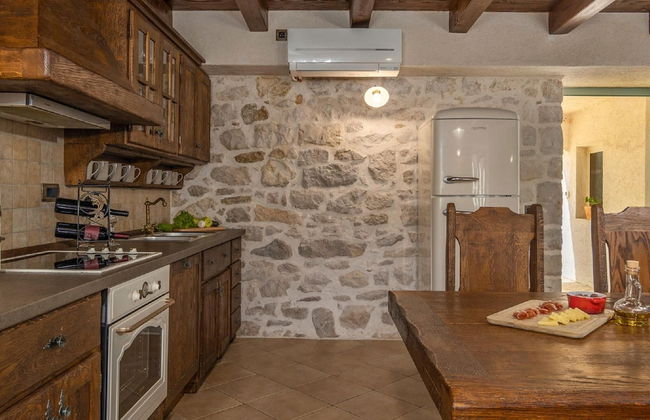 Villa in Posedarje With Private Pool - Foto 15