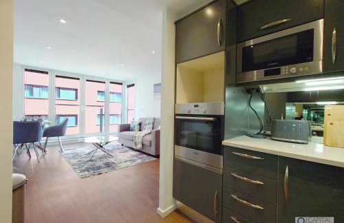Deluxe One Bed Apartment by London ExCeL & O2 - Photo 23