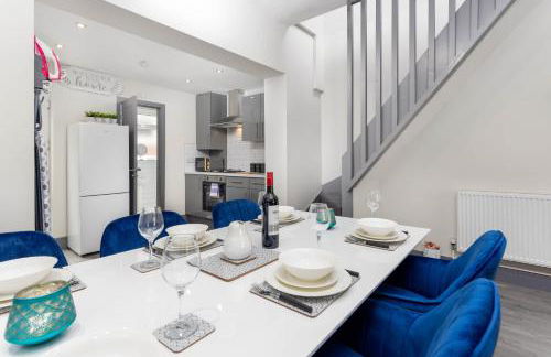 Teck House - Air Host & Stay - 5 mins to Hospital - Foto 9