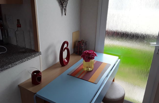 2 bed Caravan Approx 10 Mins From Beach Suzie 2 - Foto 12