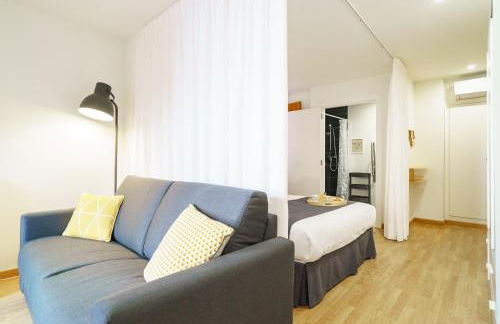 Valencia Home - Photo 30