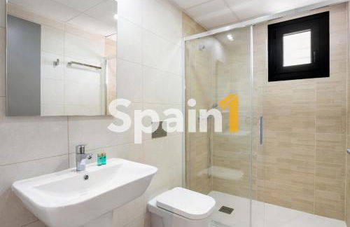 3 Bedrooms Apartment in flamenca Village with 3 Pools, sauna, gym and Jacuzzi - Photo 24