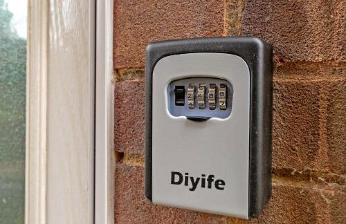 Supreme Luxury Apartment-Close to Airport-Free Parking - Foto 29