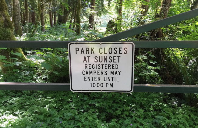 83MF - Lakeside - Hot Tub - WIFI - BBQ - Dock - Sleeps 4 NO PETS - Foto 34