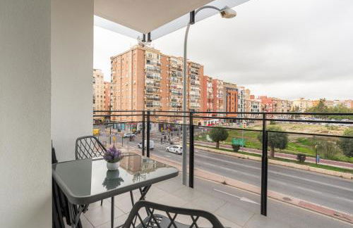 Modern apartment near Huelin Beach & Free Parking - Foto 9