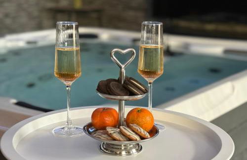 Sisters spa room - Photo 10