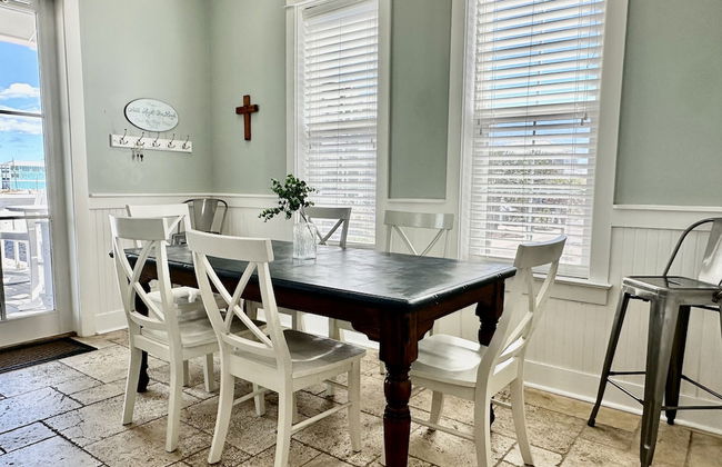 Sea View Play 3 Bedroom Home by RedAwning - Photo 18