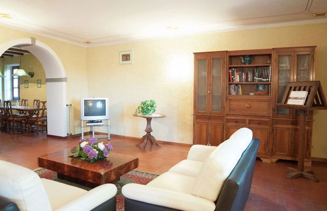 Villa in Casentino With Pool & Castle Views - Foto 15