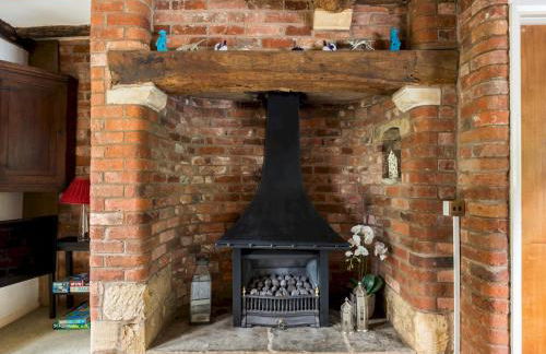 Pass the Keys Dara Cottage 16th Century Thatched Cottage - Photo 28