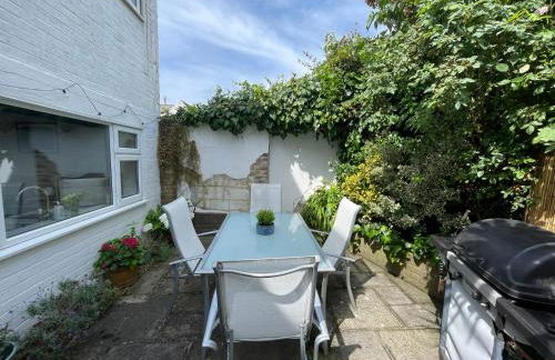 Sompting Village - Close to sea and South Downs - Photo 32