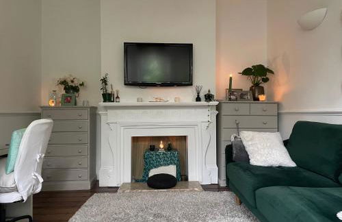 3 Bed Home Sleeps 6 Free parking - Foto 9