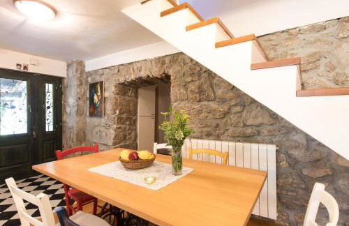 Holiday Home Haus mit modernem Interieur und einer alten Taverne by Interhome - Foto 3