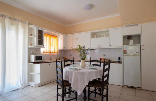 Modern retreat near Ancient Olympia and sandy beach - Foto 30